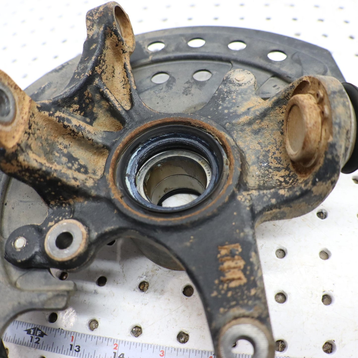 2016 SUZUKI KING QUAD 500 STEERING KNUCKLE RIGHT 51231-11H00