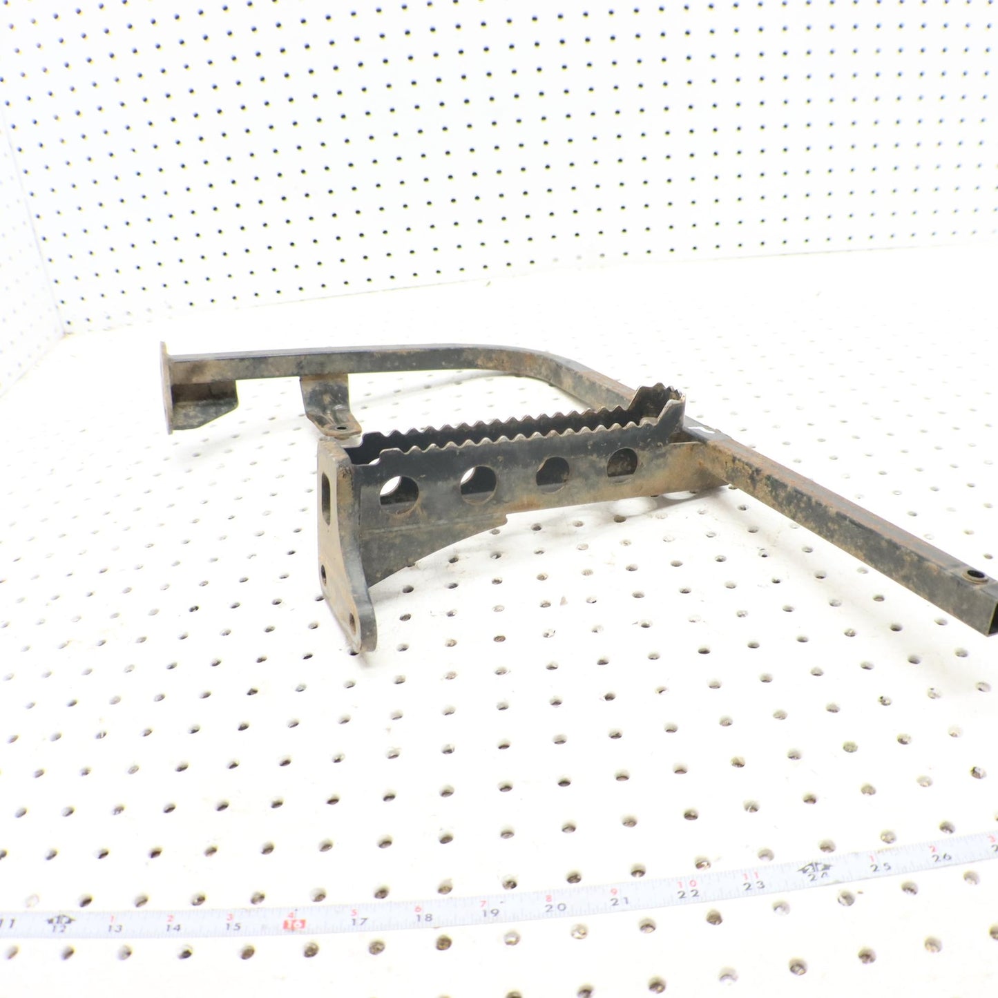 2016 SUZUKI KING QUAD 500 LEFT STEP STAND FOOTREST 43520-11HA0; 43520-11HB0