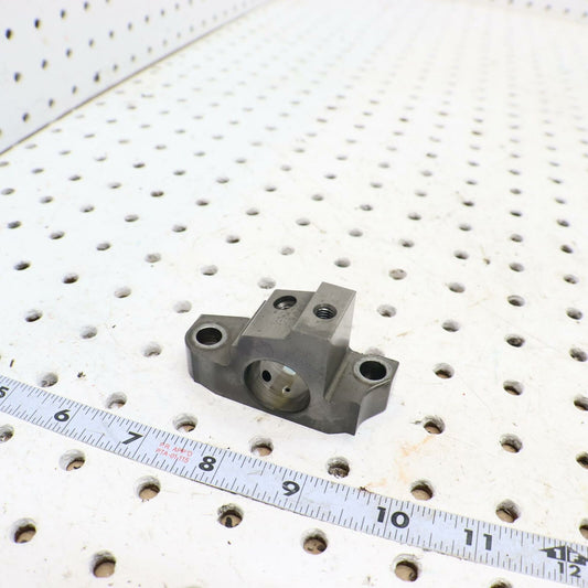1998 POLARIS SPORTSMAN 500 ROCKER ARM SHAFT MOUNT MAG 3084863