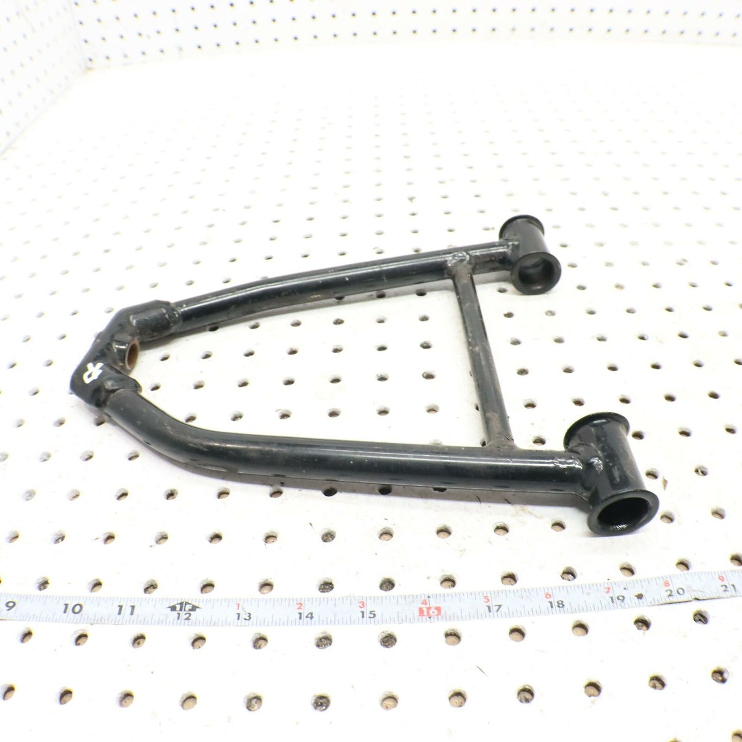 2006 POLARIS RMK 700 FRONT UPPER RIGHT CONTROL A ARM 2203024-385 2203024-067