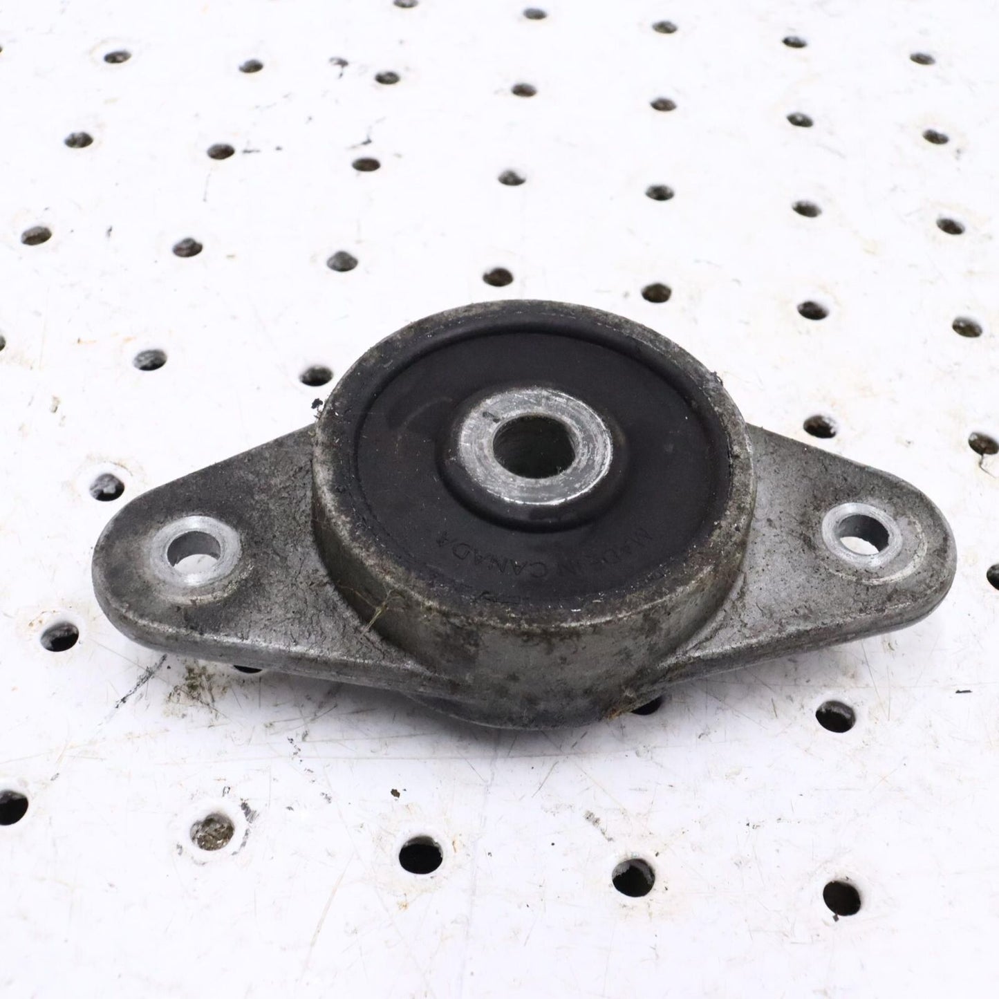 2008 POLARIS SWITCHBACK TURBO ENGINE MOTOR MOUNT 3021719