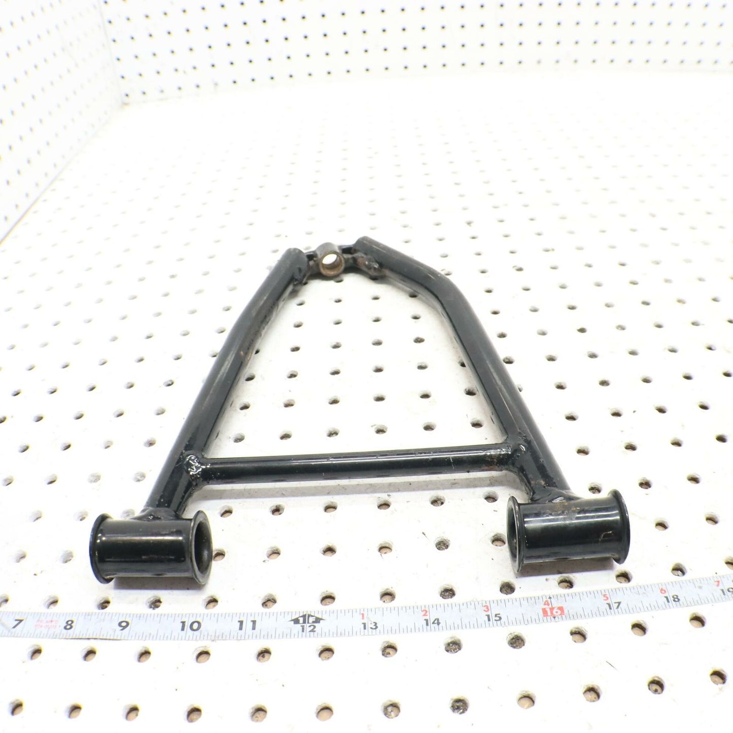 2006 POLARIS RMK 700 FRONT UPPER RIGHT CONTROL A ARM 2203024-385 2203024-067