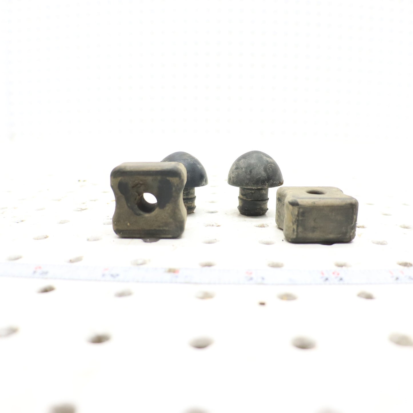2009 Polaris Sportsman Xp 850 Exhaust Mount Rubber Damper 5413383 ; 5413466