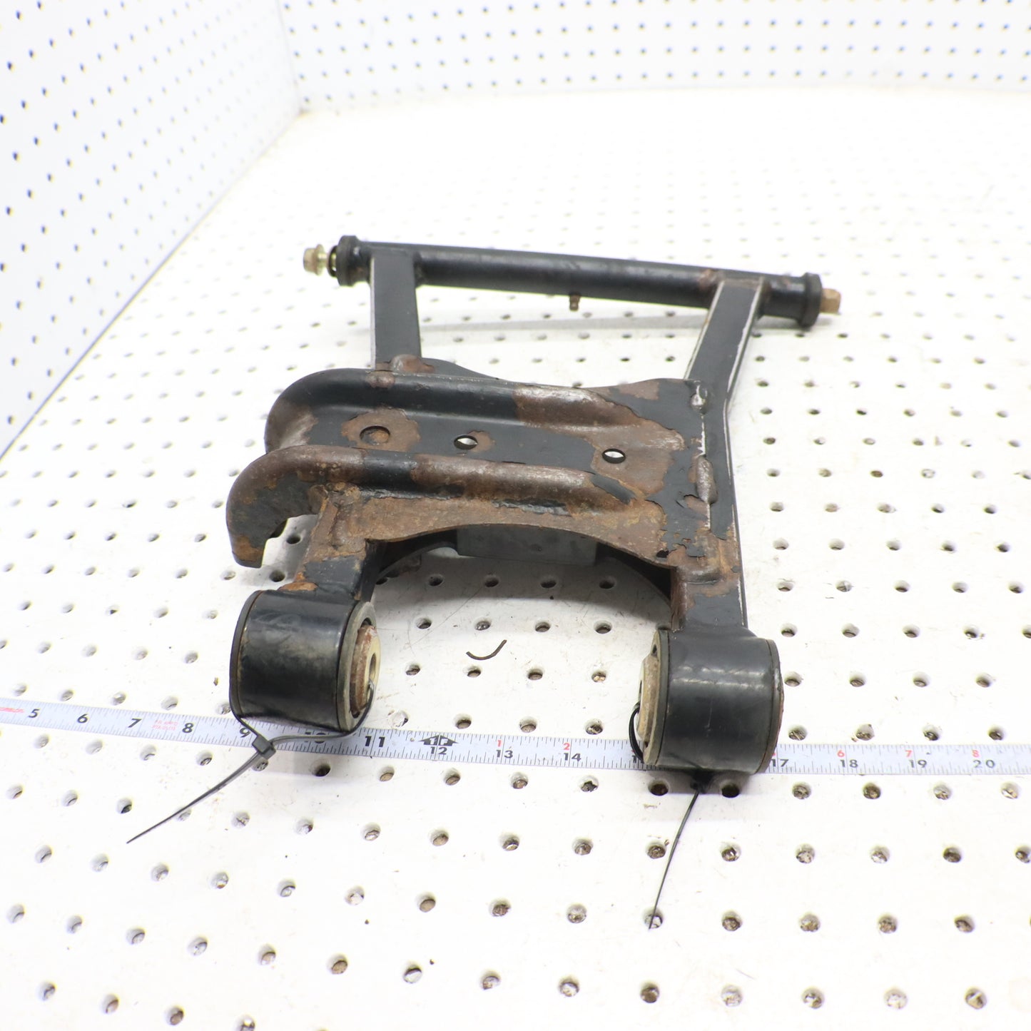 2014 Polaris Sportsman 570 Lower Right Rear Control A Arm 1015889-067