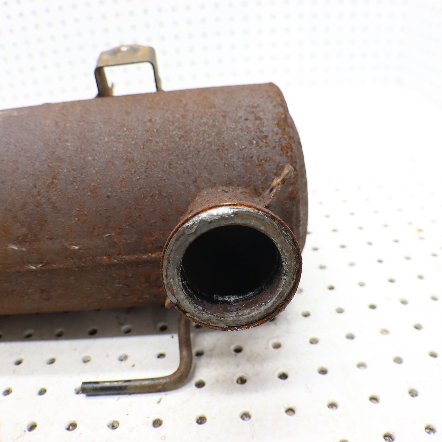 2009 Polaris Sportsman Xp 850 Exhaust Muffler Silencer Resonator 1261780-489