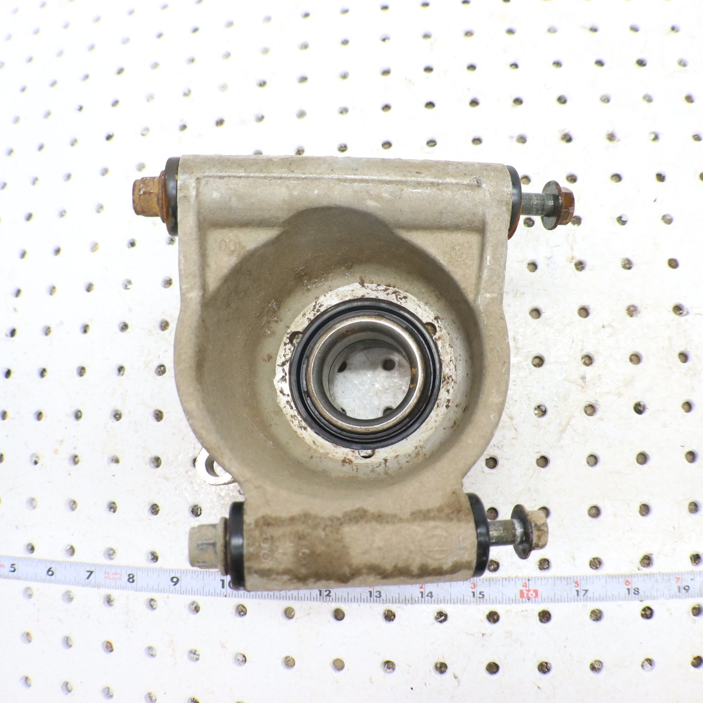 2013 Polaris Ranger Xp 900 Wheel Bearing Carrier RIGHT REAR 5137677; 5138502