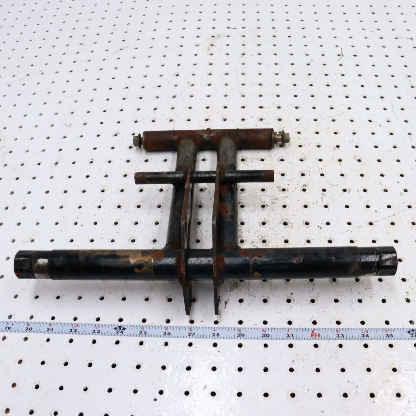 2013 ARCTIC CAT F5 REAR BACK SUSPENSION FRONT TORQUE PIVOT ARM 1704-619
