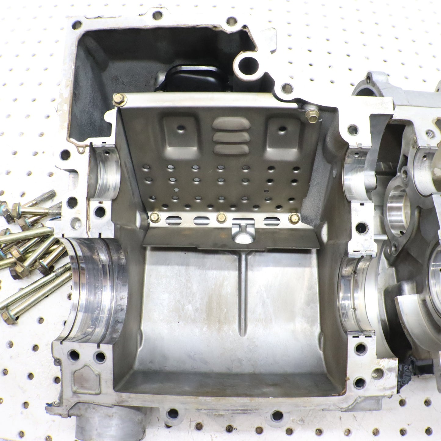 2008 Polaris Sportsman 800 Crankcase Engine Case 2203300