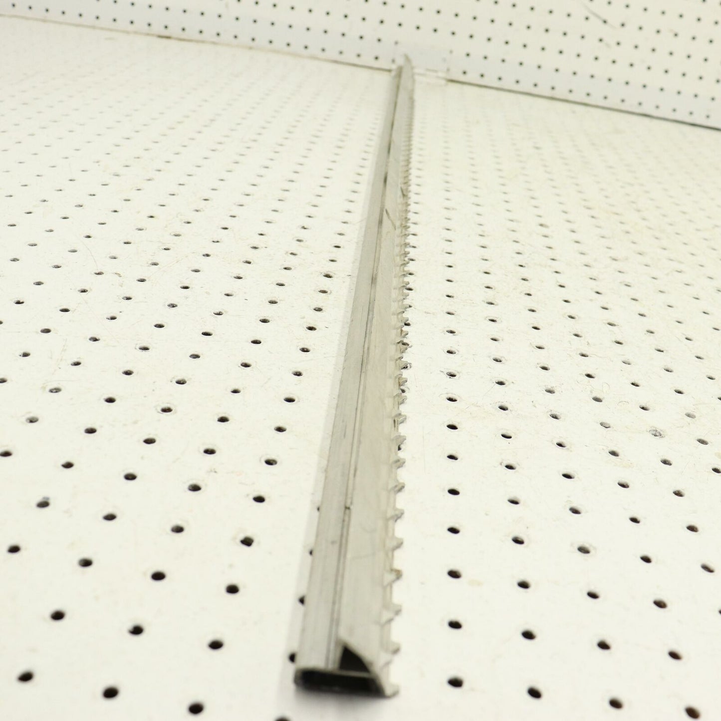 2009 ARCTIC CAT M1000 TUNNEL ROLL EDGE GRIP STRIP SUPPORT RIGHT 5606-490