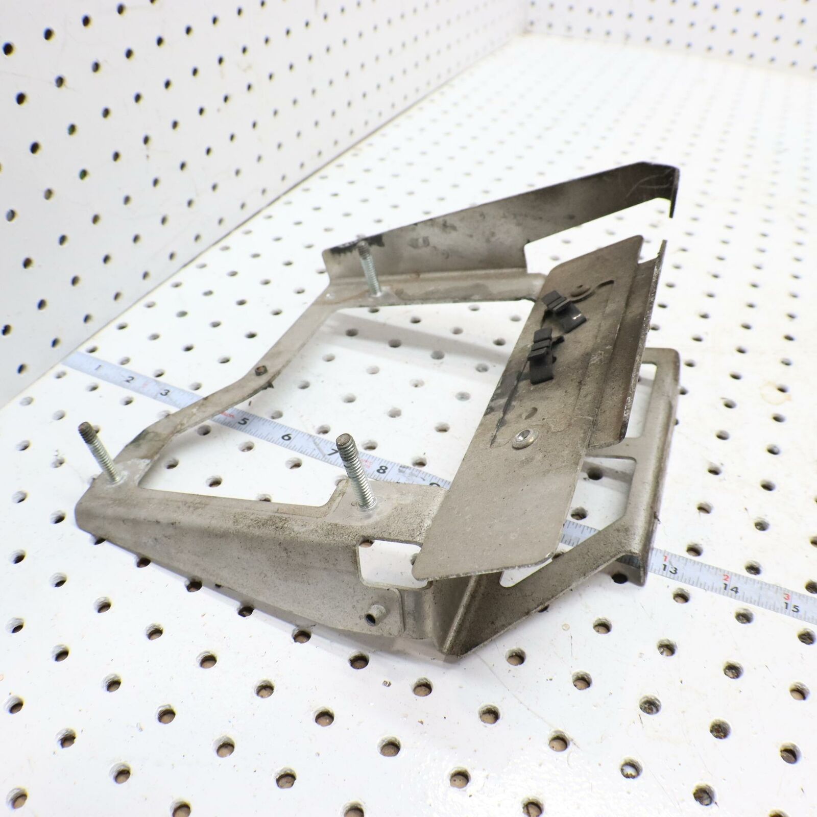 2006 POLARIS FUSION 700 ECU CDI ECM COMPUTER BRACKET MOUNT 1015185