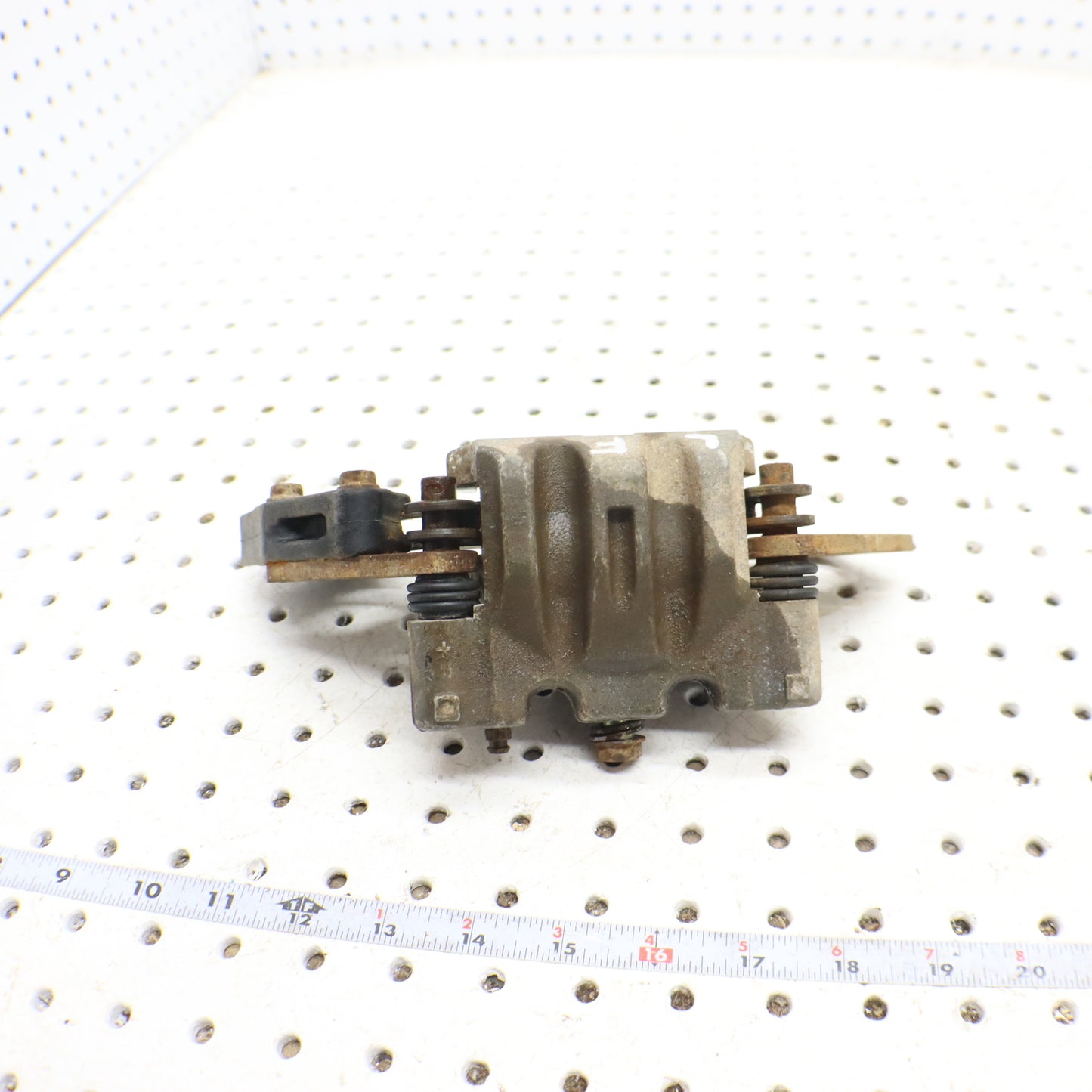 2013 Polaris Ranger Xp 900 Brake Caliper Front LEFT 1911283