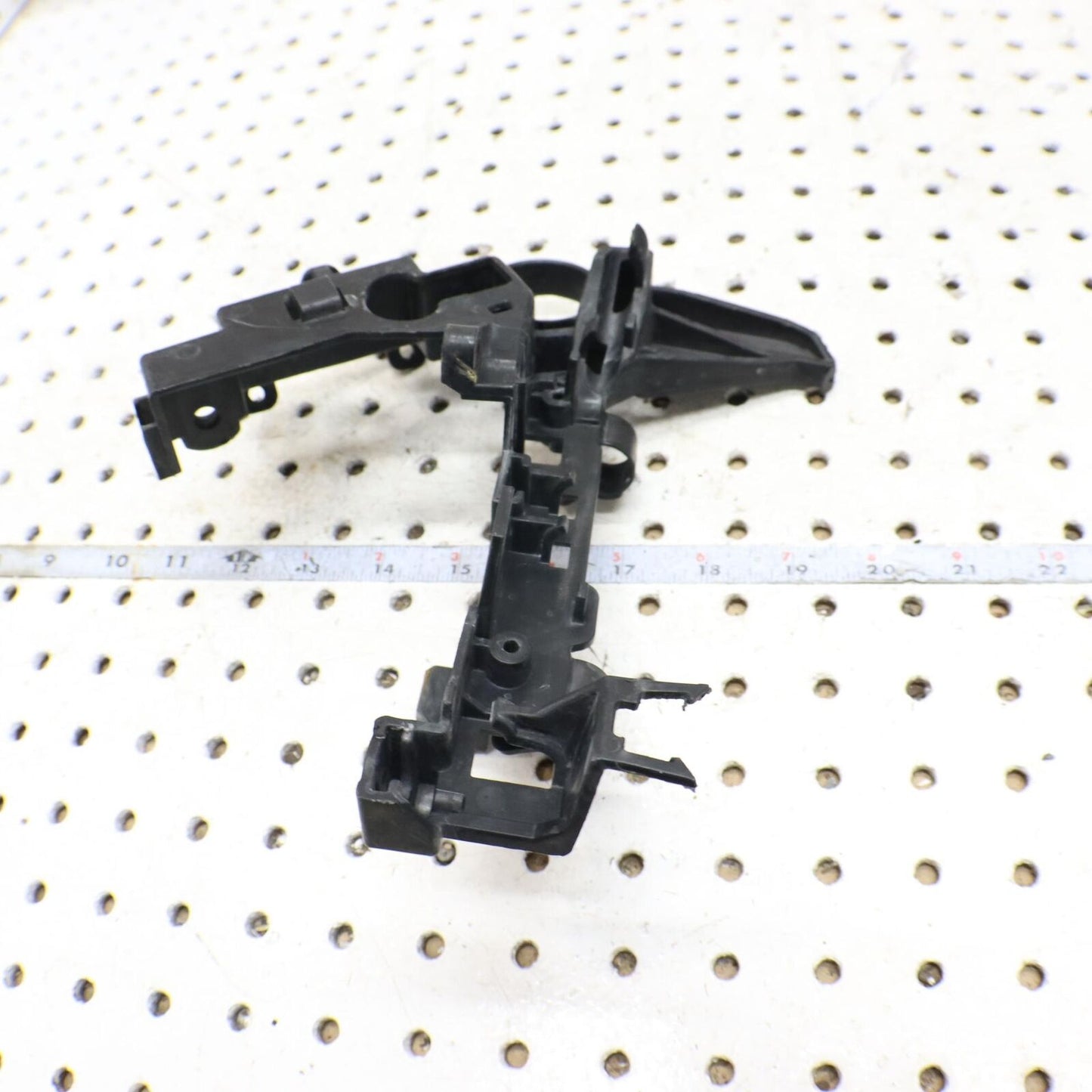 2009 SKI-DOO SUMMIT X 800R IGNITION COIL MOUNT 512060278