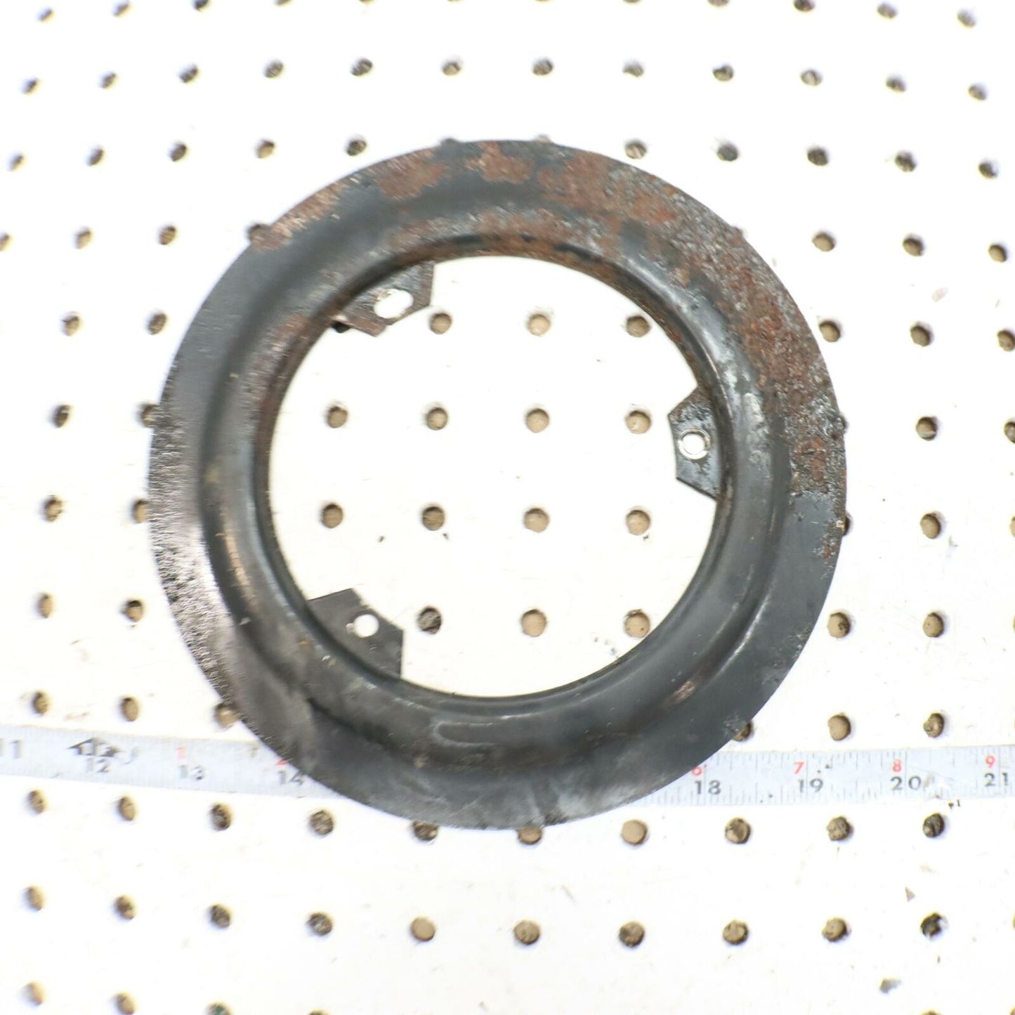 2001 POLARIS SPORTSMAN 400 CLUTCH SEAL BRACKET 5240409-067 5242046