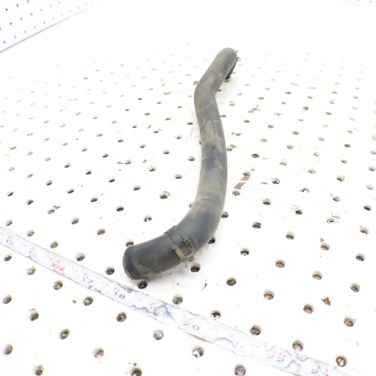 2009 POLARIS SPORTSMAN XP 850 CRANKCASE TO AIRBOX BREATHER HOSE 5413425; 5413889