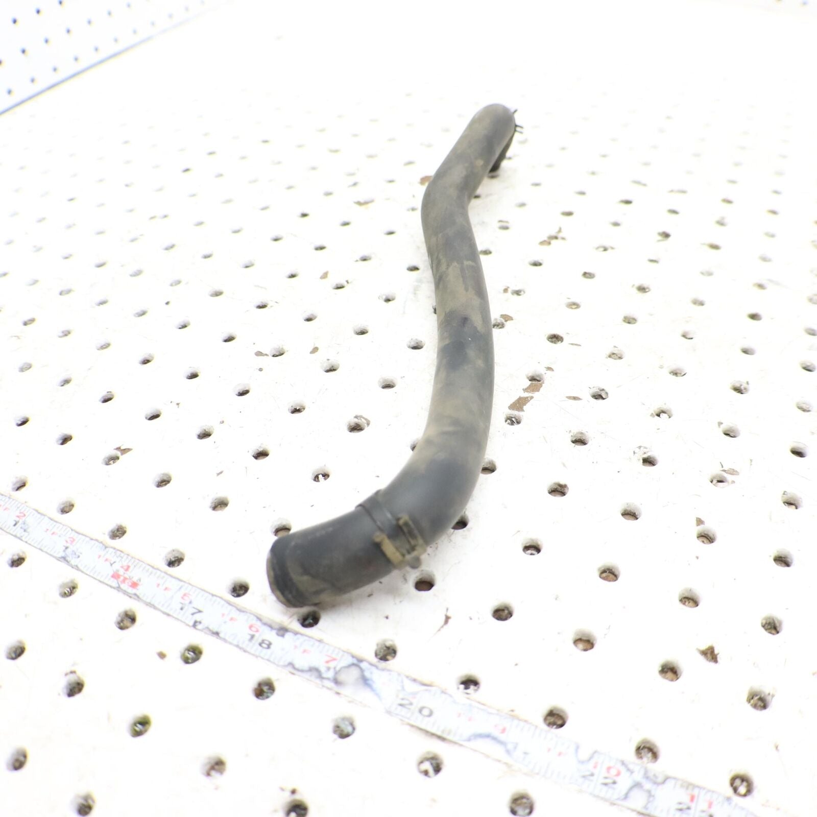 2009 POLARIS SPORTSMAN XP 850 CRANKCASE TO AIRBOX BREATHER HOSE 5413425; 5413889
