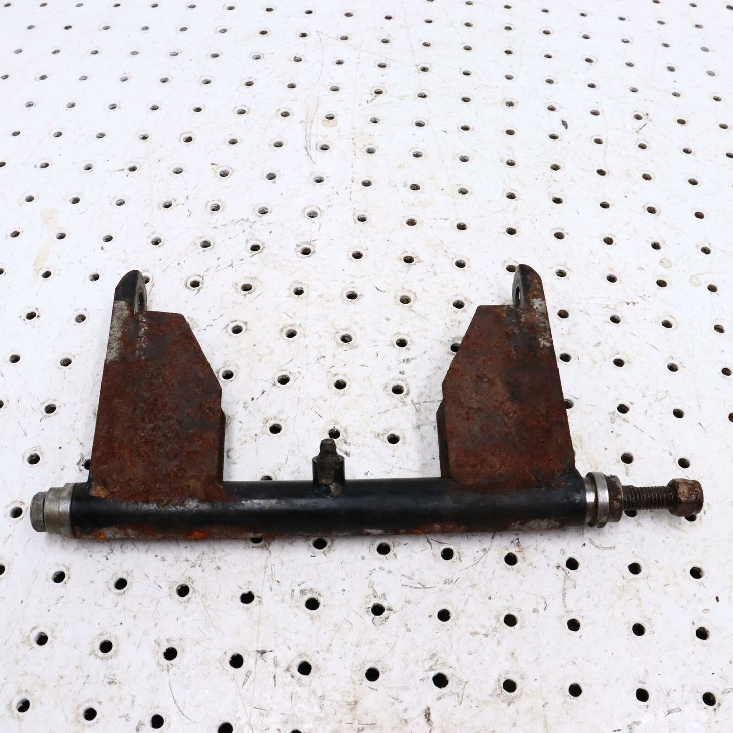 2003 ARCTIC CAT F7 FIRECAT 700 REAR PIVOT ARM 0704-727