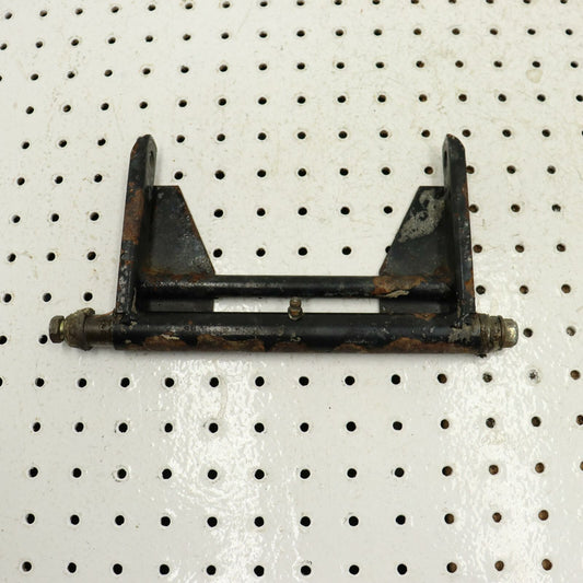 2006 ARCTIC CAT M7 REAR SUSPENSION FRONT PIVOT LINKAGE MOUNT BRACKET 0704-976