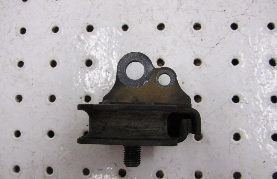2002 YAMAHA GRIZZLY 660 4X4 ENGINE MOUNT DAMPER REAR 5KM-21486