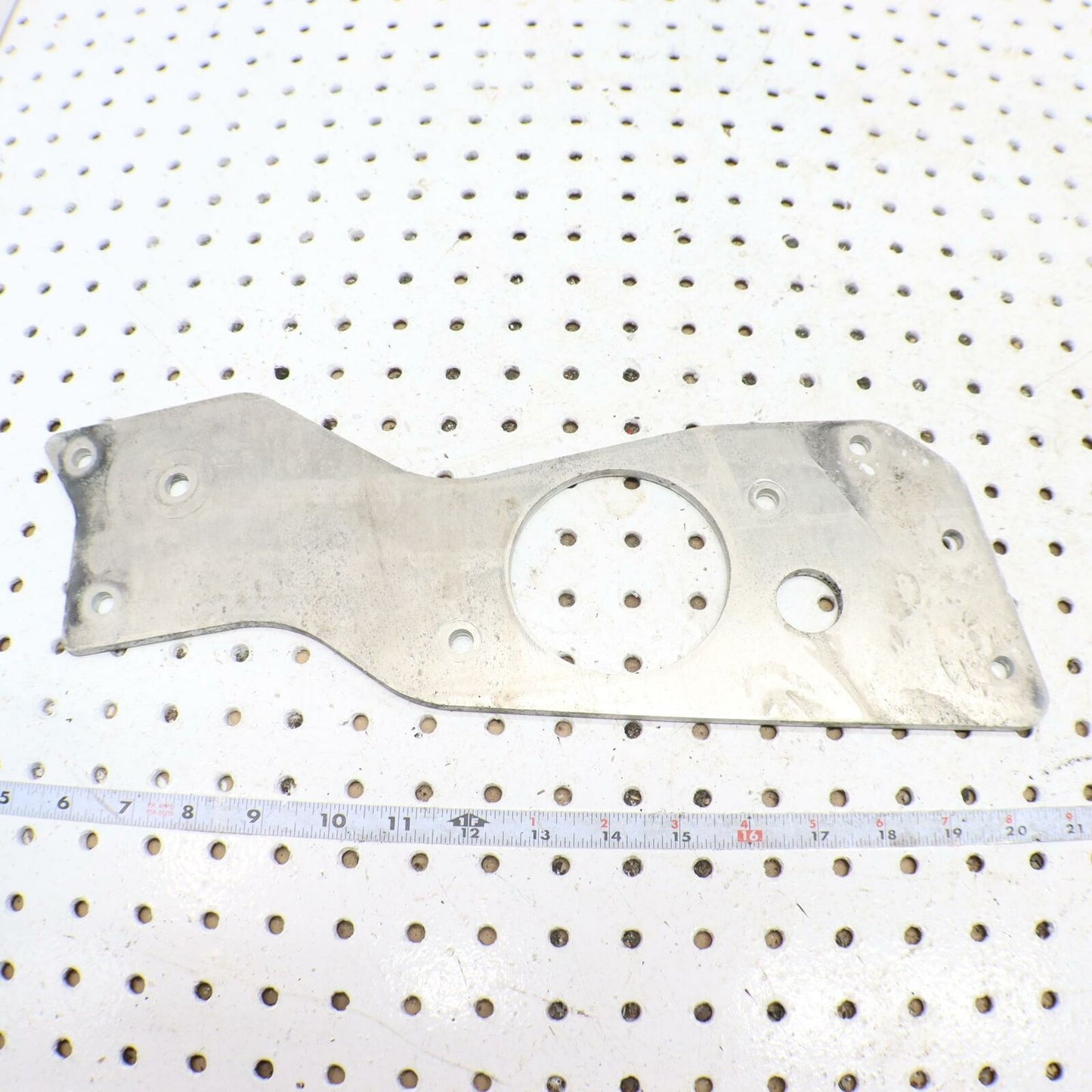 2006 POLARIS SWITCHBACK ENGINE MOTOR MOUNT PLATE  ENGINE STRAP, LH 5248666