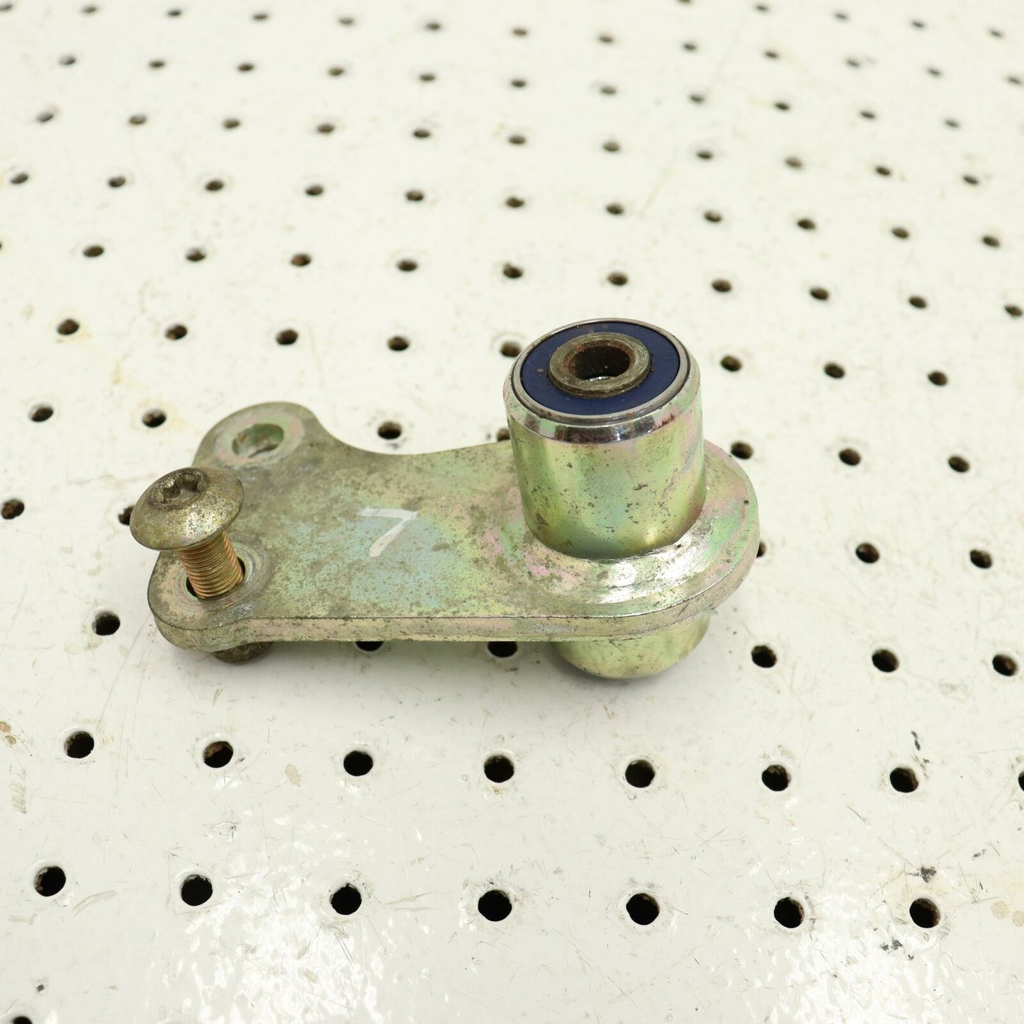 2007 POLARIS RMK 600 PITMAN ARM IDLER ARM 1821419