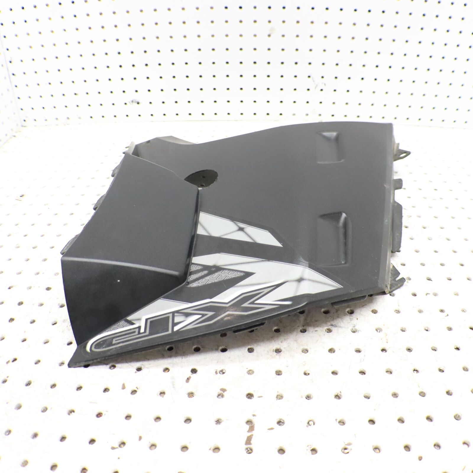 2009 POLARIS SPORTSMAN XP 850 SIDE PANE COVER RIGHT 5437743-464