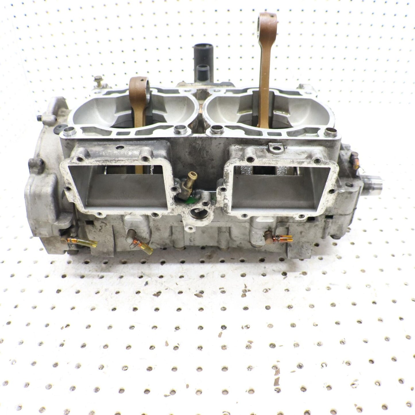 2006 POLARIS RMK 700 ENGINE CRANK CASE AND CRANK 2203111; 2203617
