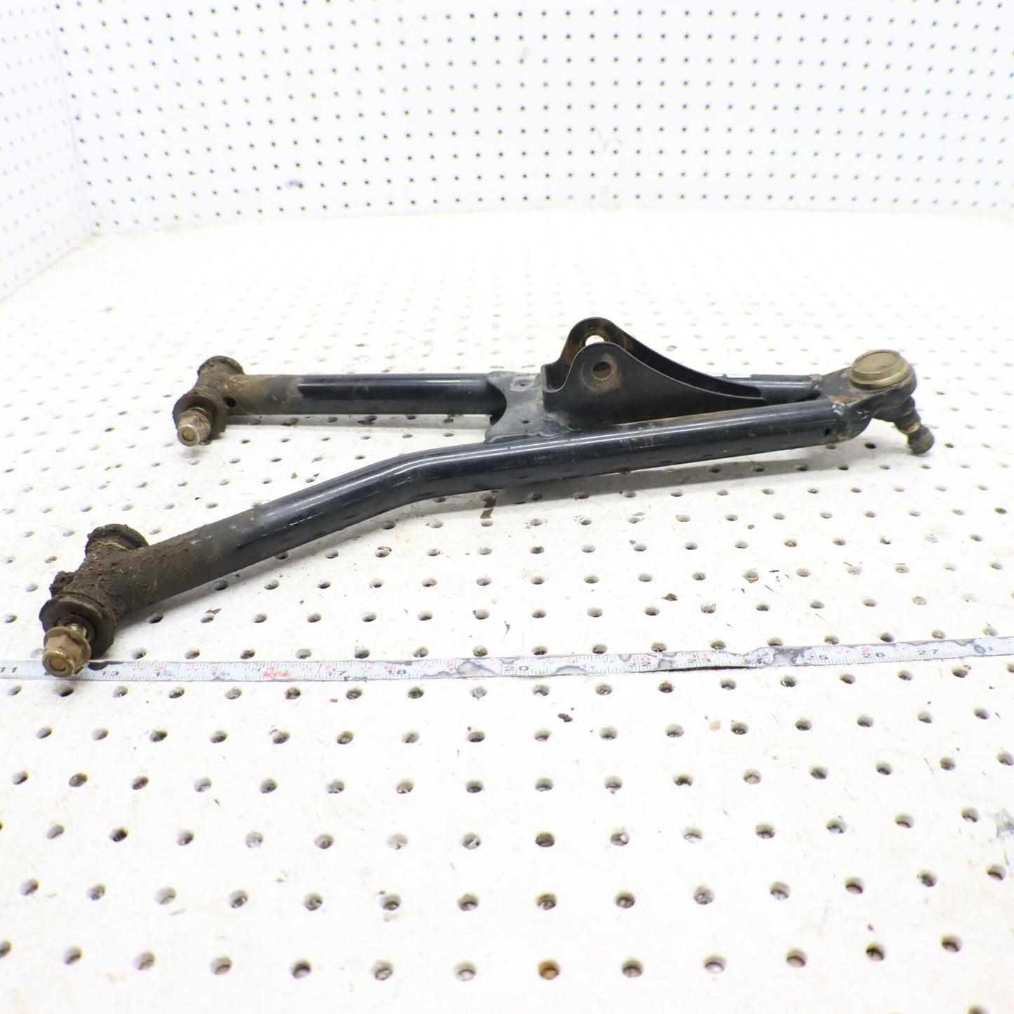 2009 POLARIS SPORTSMAN XP 850 FRONT UPPER RIGHT CONTROL ARM 1015126-067 1025618