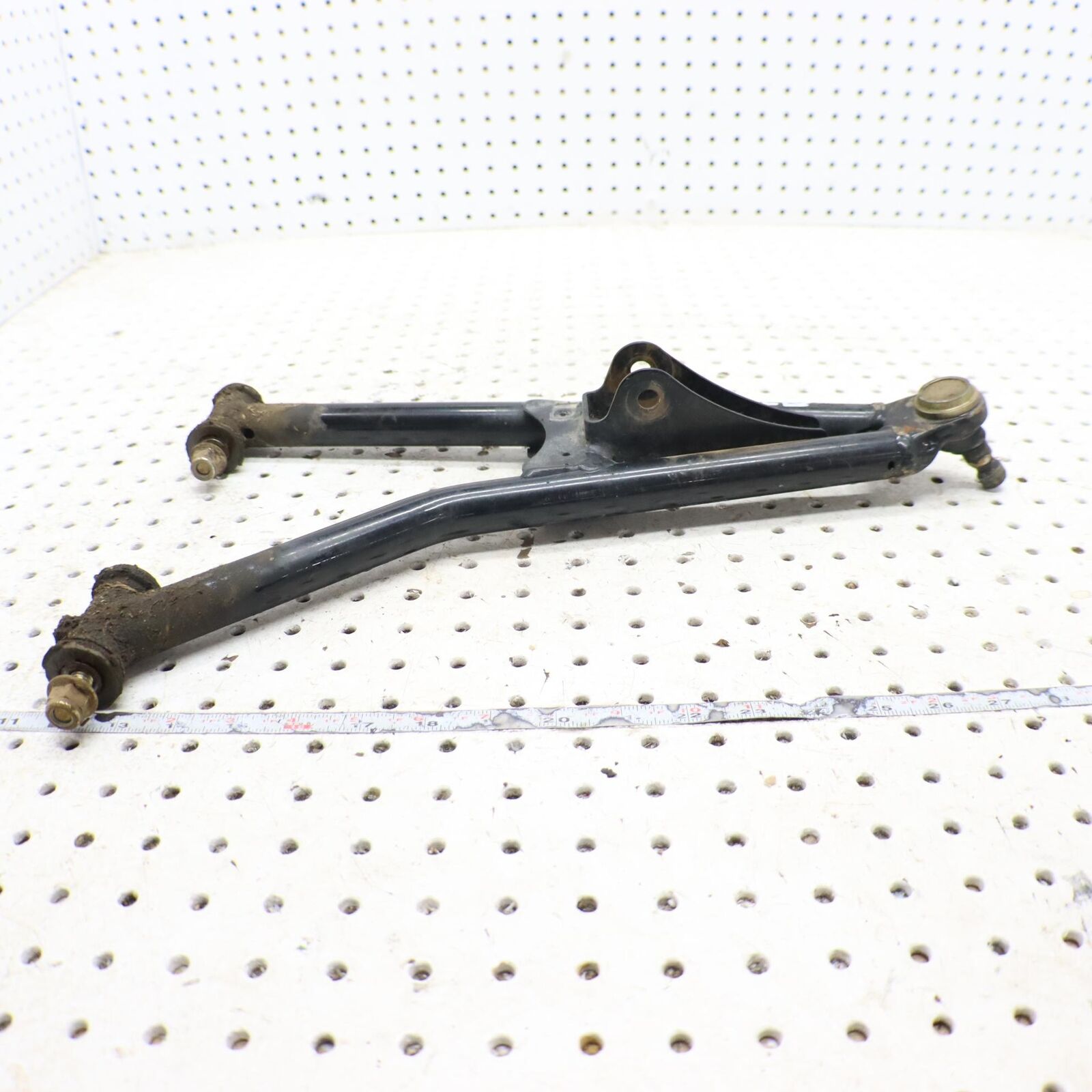 2009 POLARIS SPORTSMAN XP 850 FRONT UPPER RIGHT CONTROL ARM 1015126-067 1025618