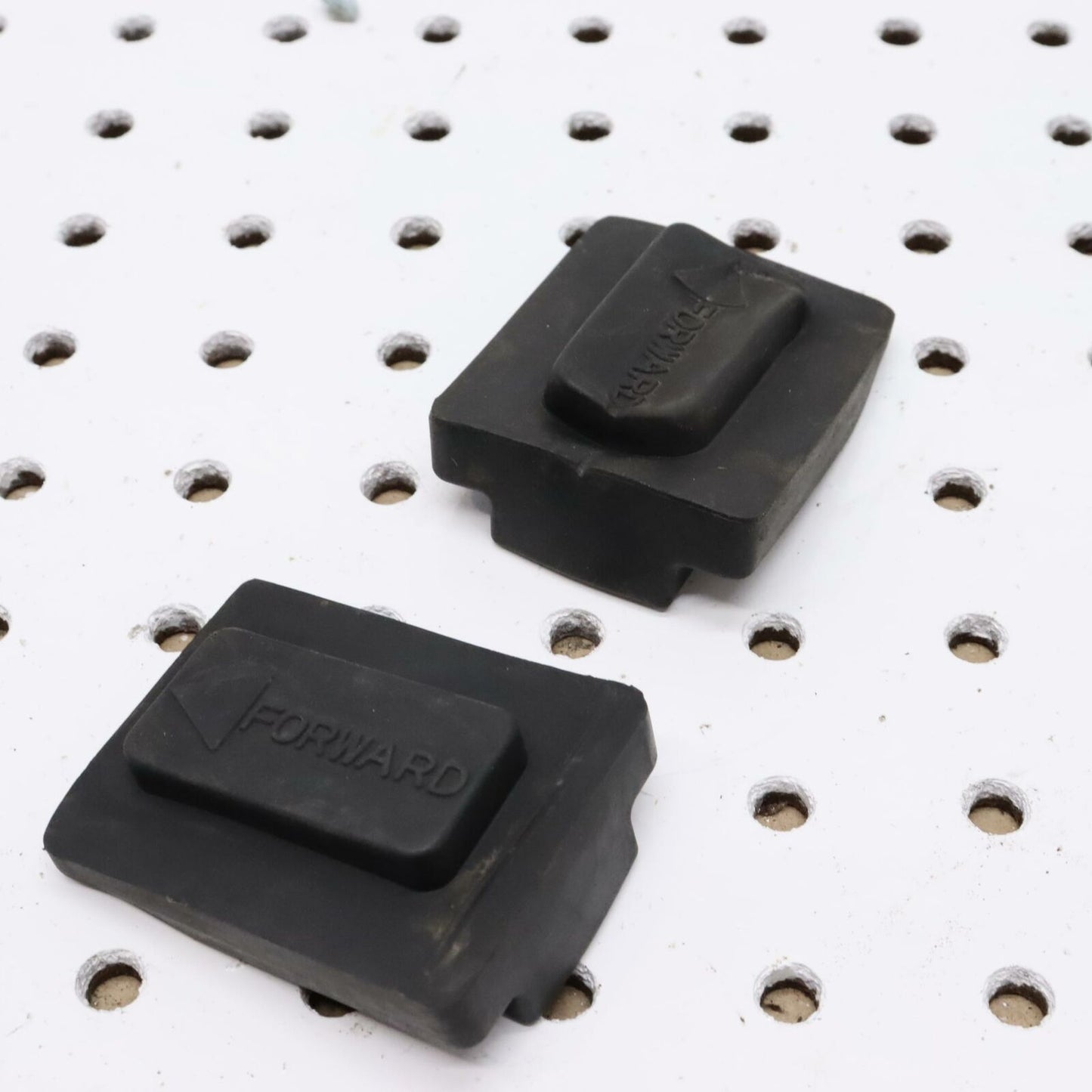 2007 POLARIS IQ 600 RADIATOR RUBBER MOUNT 5412513