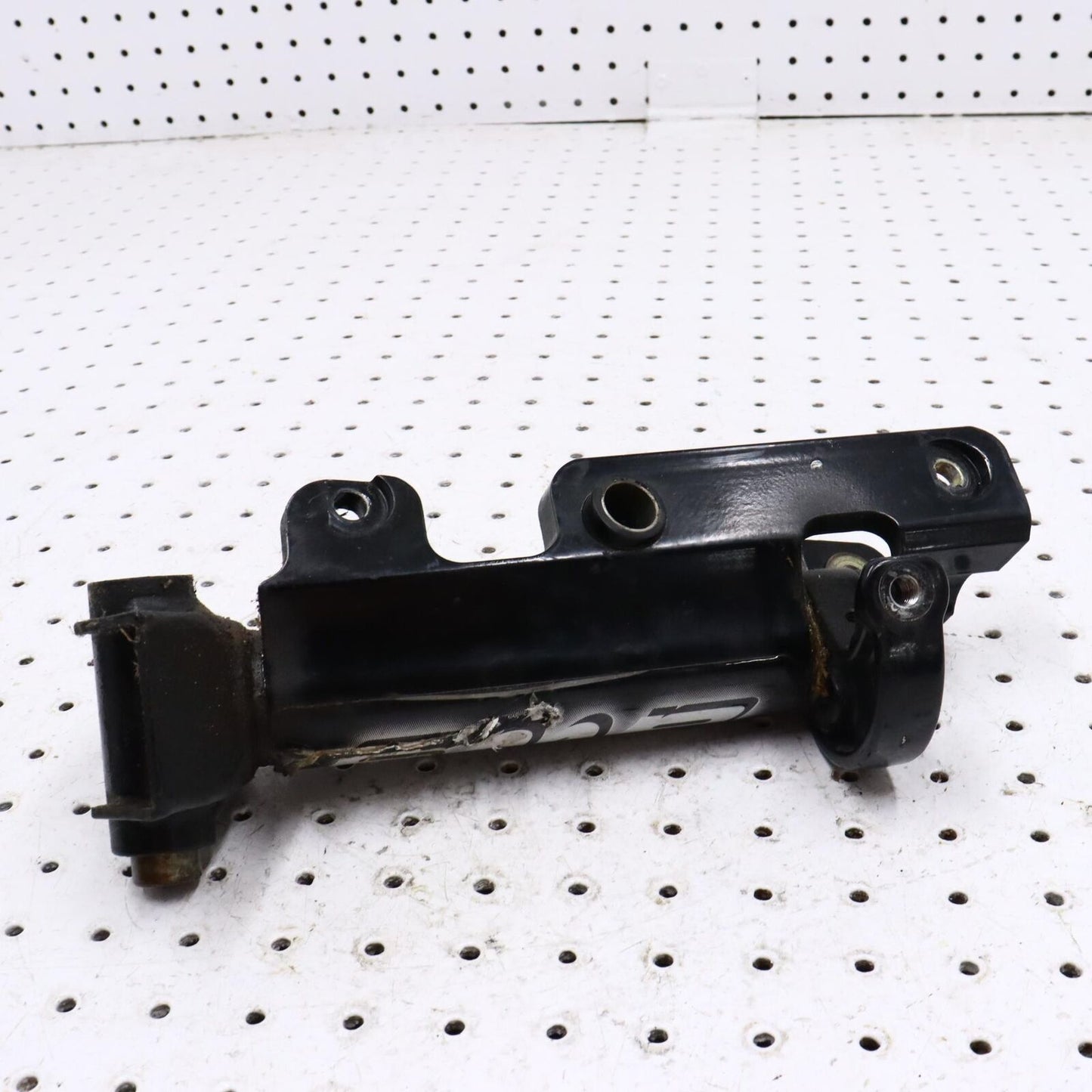 2005 ARCTIC CAT SABERCAT 600 RIGHT FRONT STEERING ARM SPINDLE KNUCKLE 1703-432