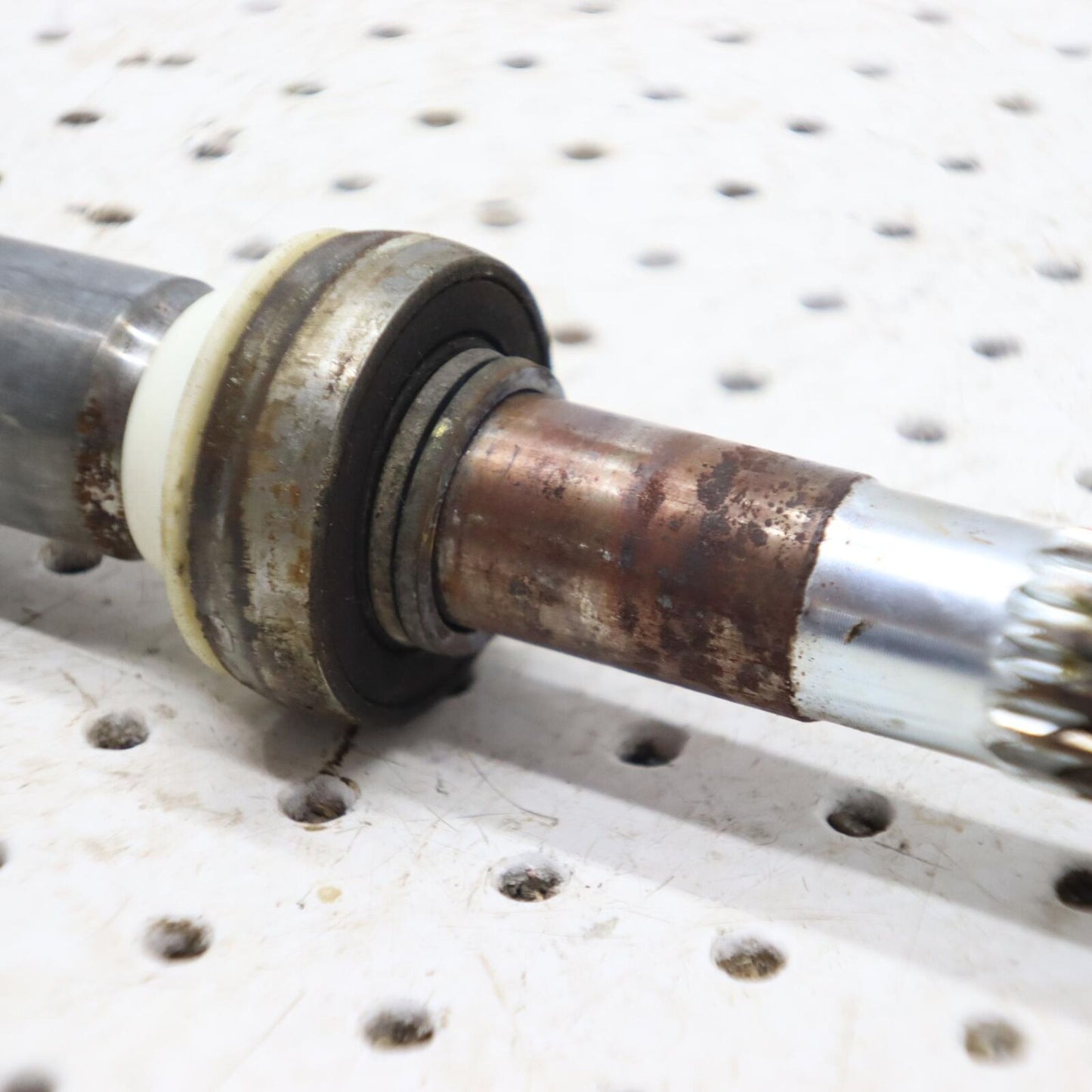 2015 POLARIS SWITCHBACK 800 JACKSHAFT DRIVEN SHAFT 1333405; 1334332
