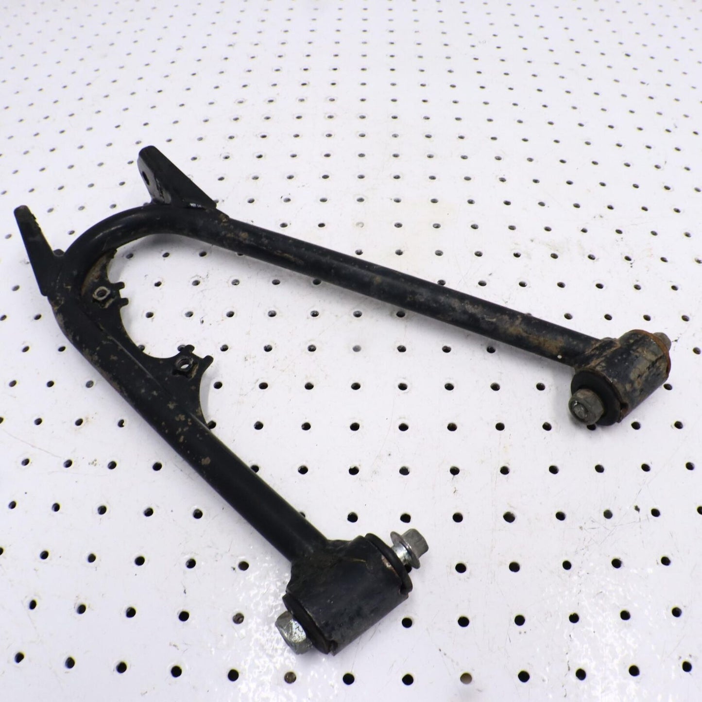 2013 YAMAHA GRIZZLY 700 REAR BACK UPPER RIGHT CONTROL A ARM 1HP-F2172-00-00