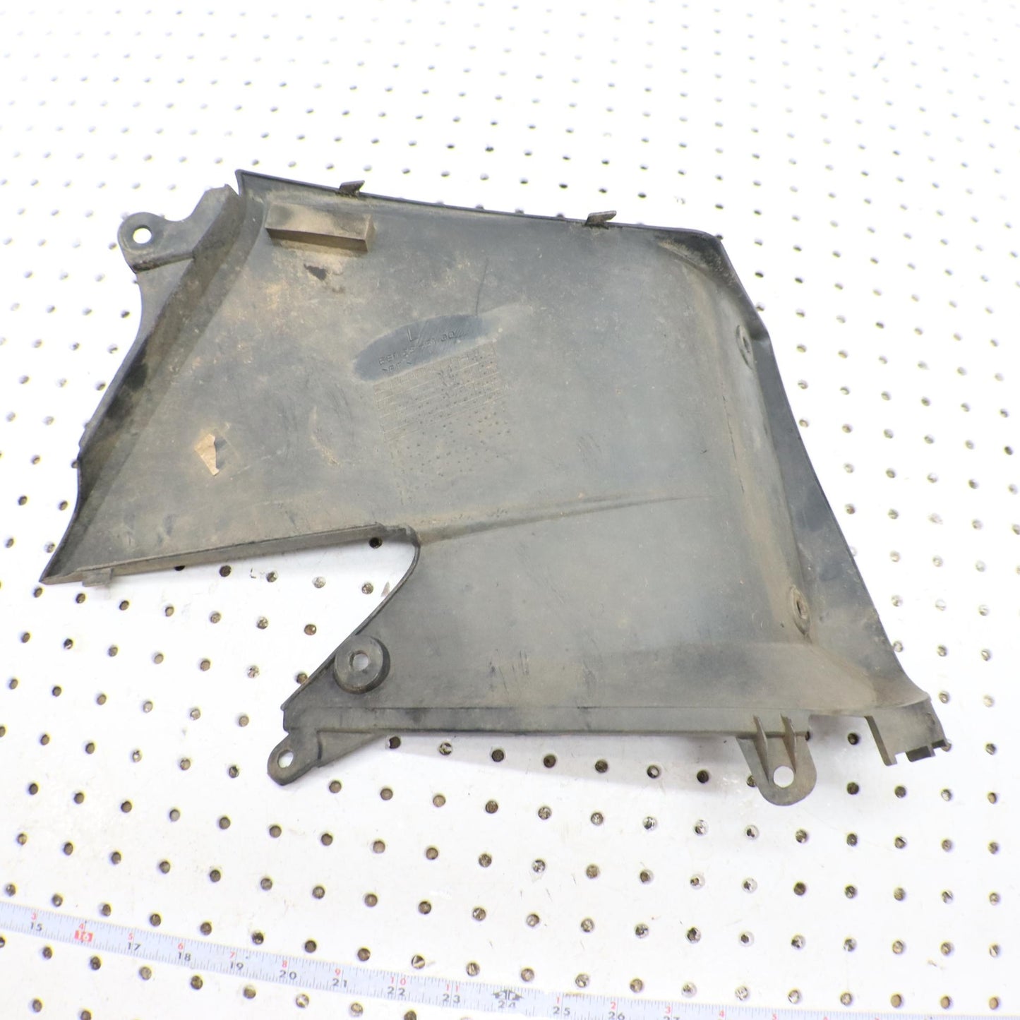2016 SUZUKI KING QUAD 500 SIDE PANEL COVER LEFT 53122-31G03