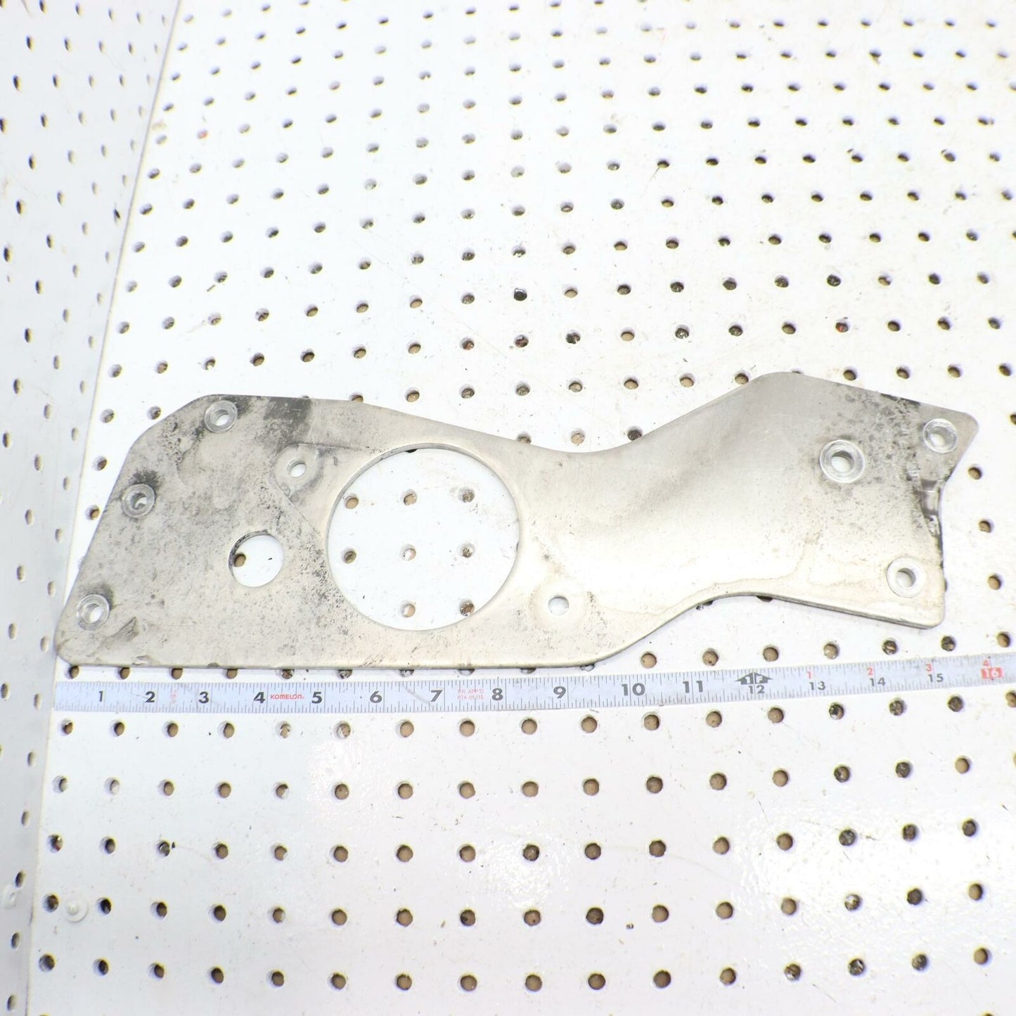 2006 POLARIS SWITCHBACK ENGINE MOTOR MOUNT PLATE  ENGINE STRAP, LH 5248666