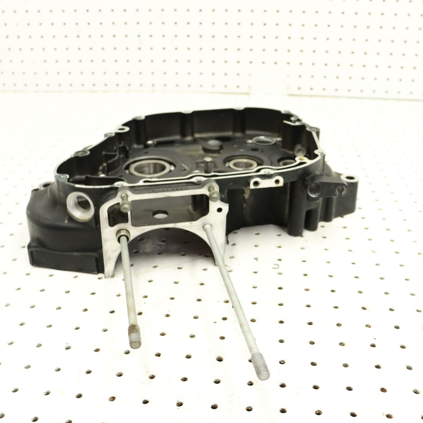 2003 SUZUKI SAVAGE 650 ENGINE MOTOR CRANKCASE CRANK CASES BLOCK 11301-24812