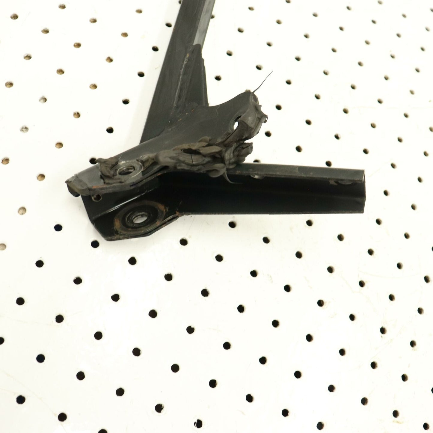 2006 POLARIS FUSION 600 WELD - CROSS MEMBER 1015368-067