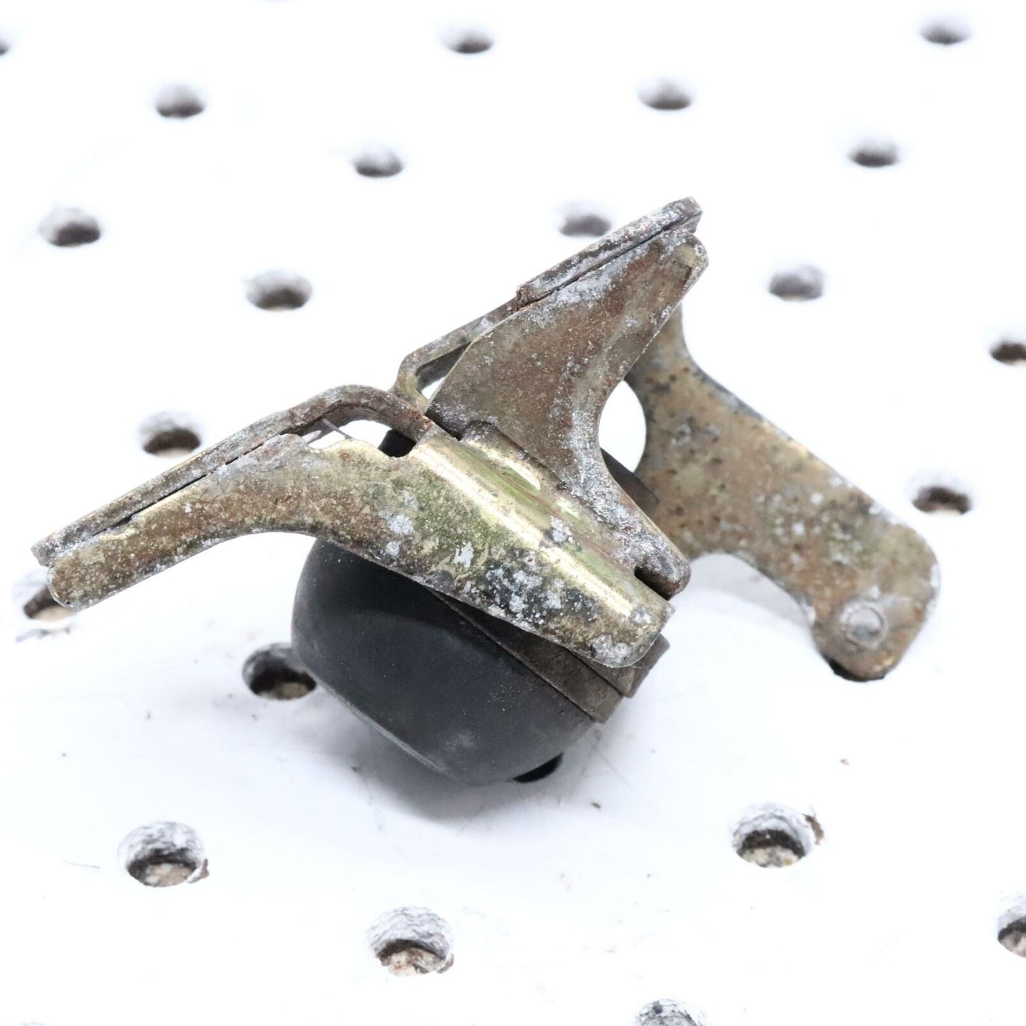 2006 POLARIS CLASSIC 700 EXHAUST MOUNT RUBBER DAMPER ISOLATOR 1261403; 5411576