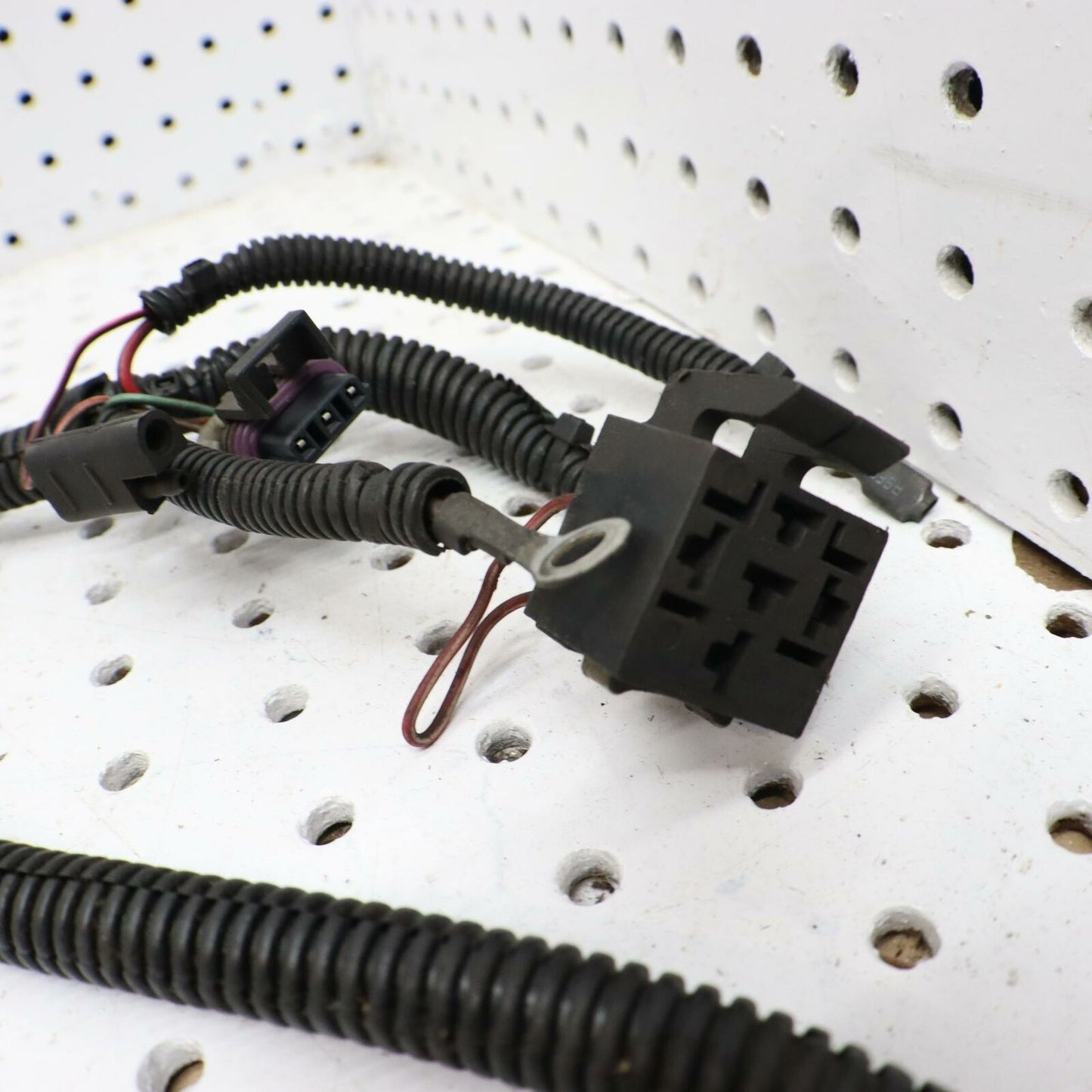 2006 POLARIS RMK 700 MAIN ENGINE WIRING HARNESS MOTOR WIRE LOOM 2410588