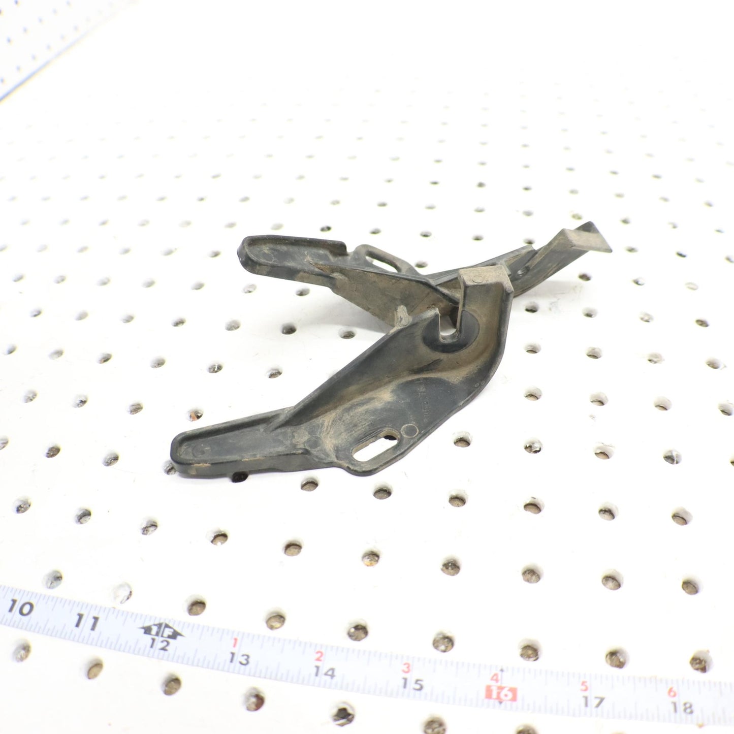 2016 POLARIS SPORTSMAN 570 SEAT BASE MOUNT BRACKET 5452276 5452277