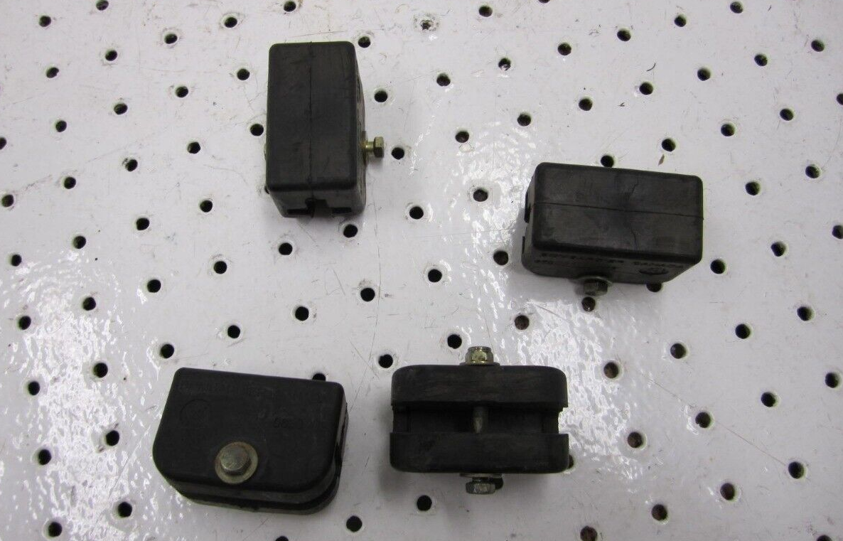 2007 SKI DOO SUMMIT X 800 BUMP STOPS 570063000 503190905