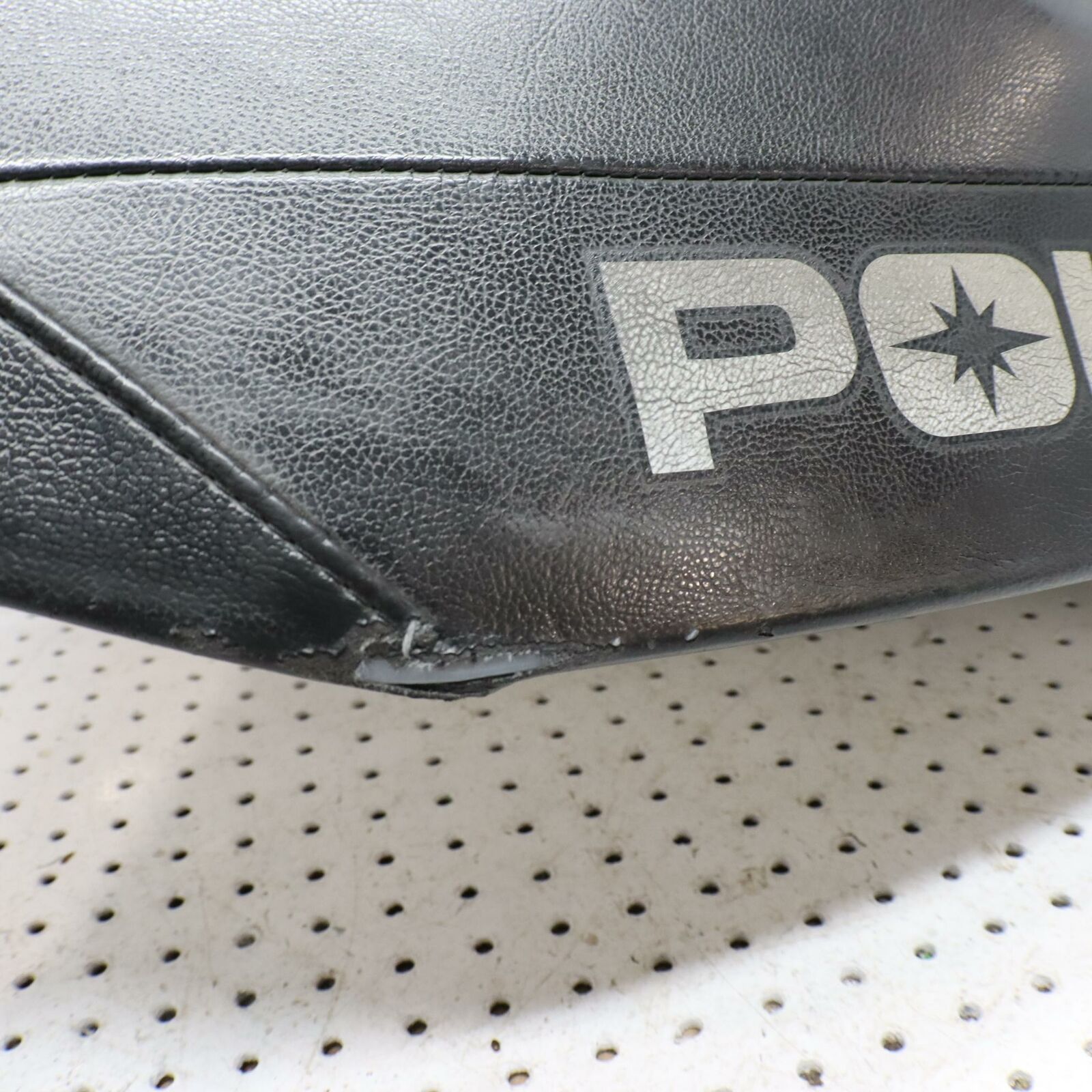 2006 POLARIS SWITCHBACK SEAT SADDLE 2683782