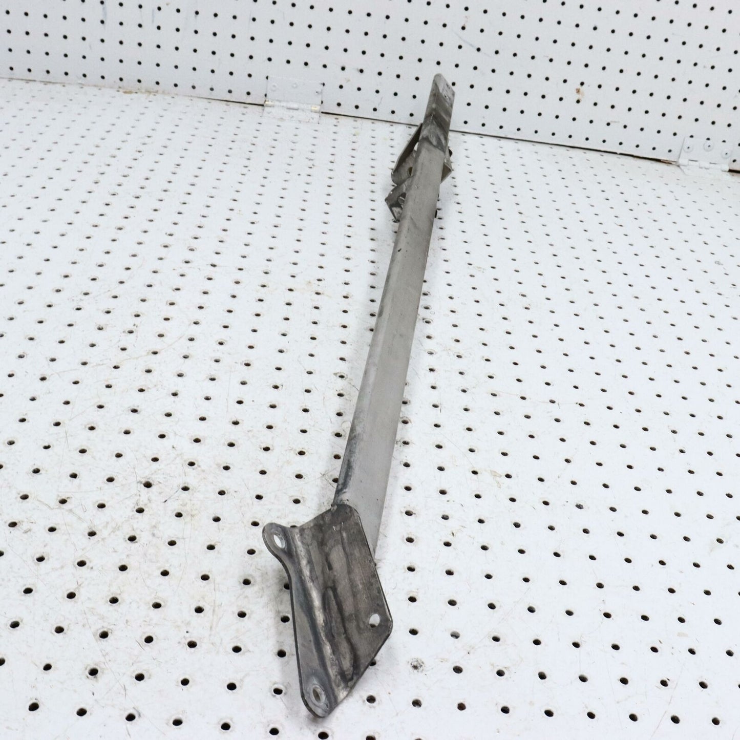 2006 SKI-DOO MXZ 500SS FRAME CHASISS SUPPORT RH Member 518323352