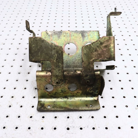2006 POLARIS SWITCHBACK BATTERY BOX HOLDER TRAY 1015024; 1017053