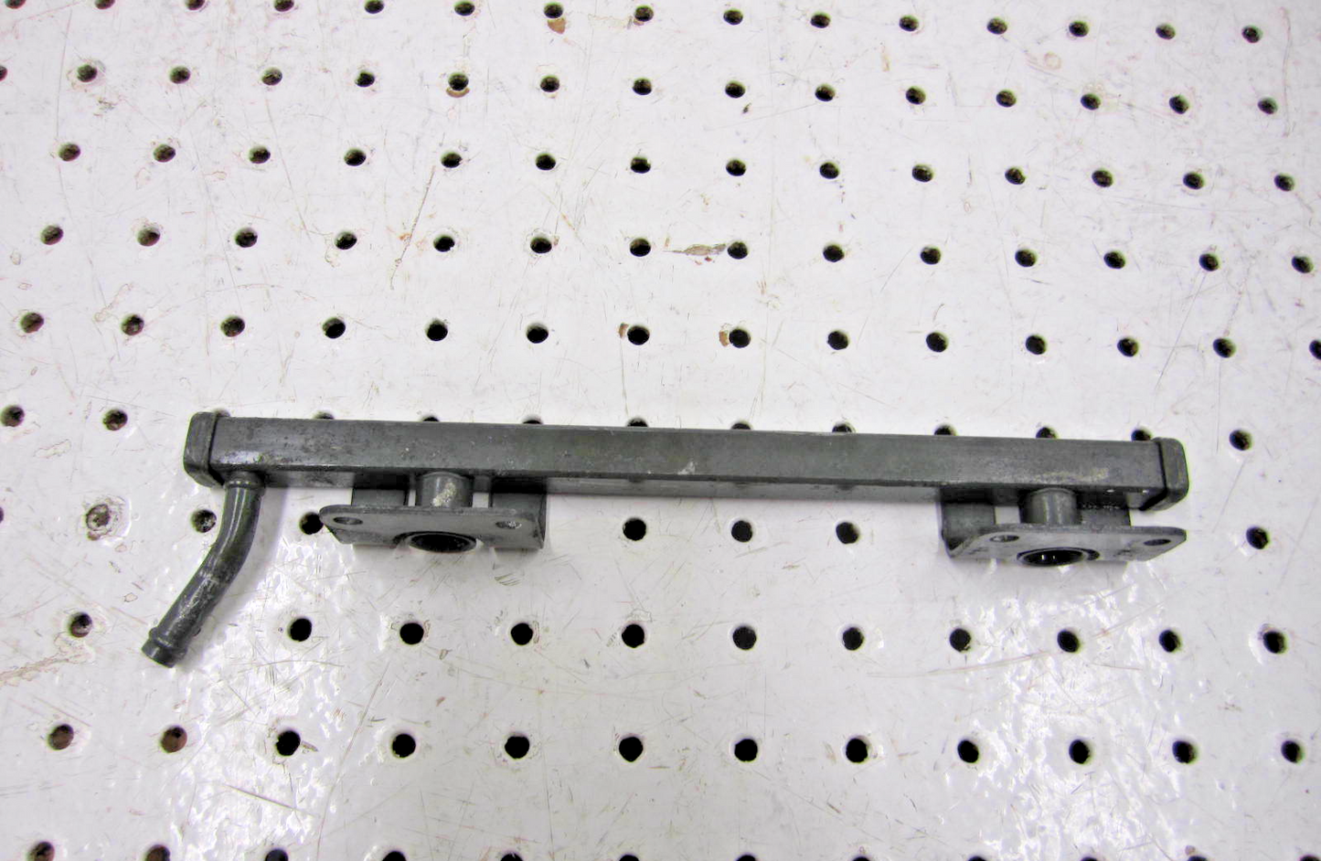 2005 ARCTIC CAT M6 141 FUEL RAIL PIPE DELIVERY 3006-517