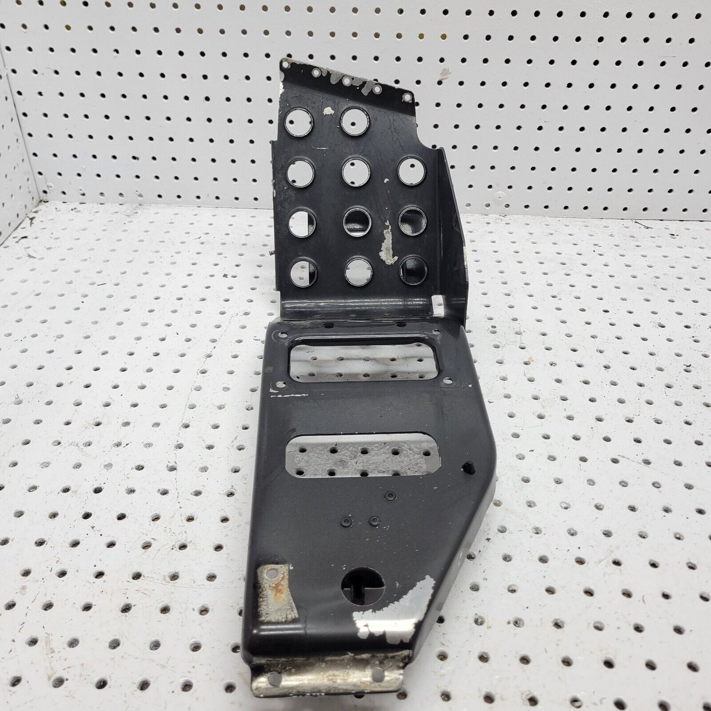 2000 ZL 700 RIGHT FOOTREST 1706-361