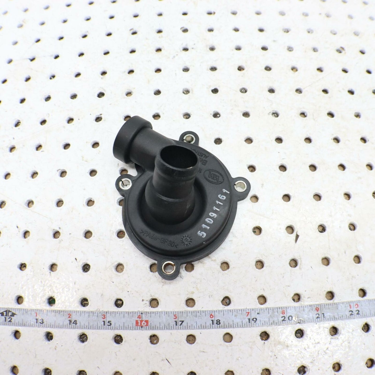 2006 POLARIS SWITCHBACK ENGINE WATER PUMP HOUSING COVER 0452941