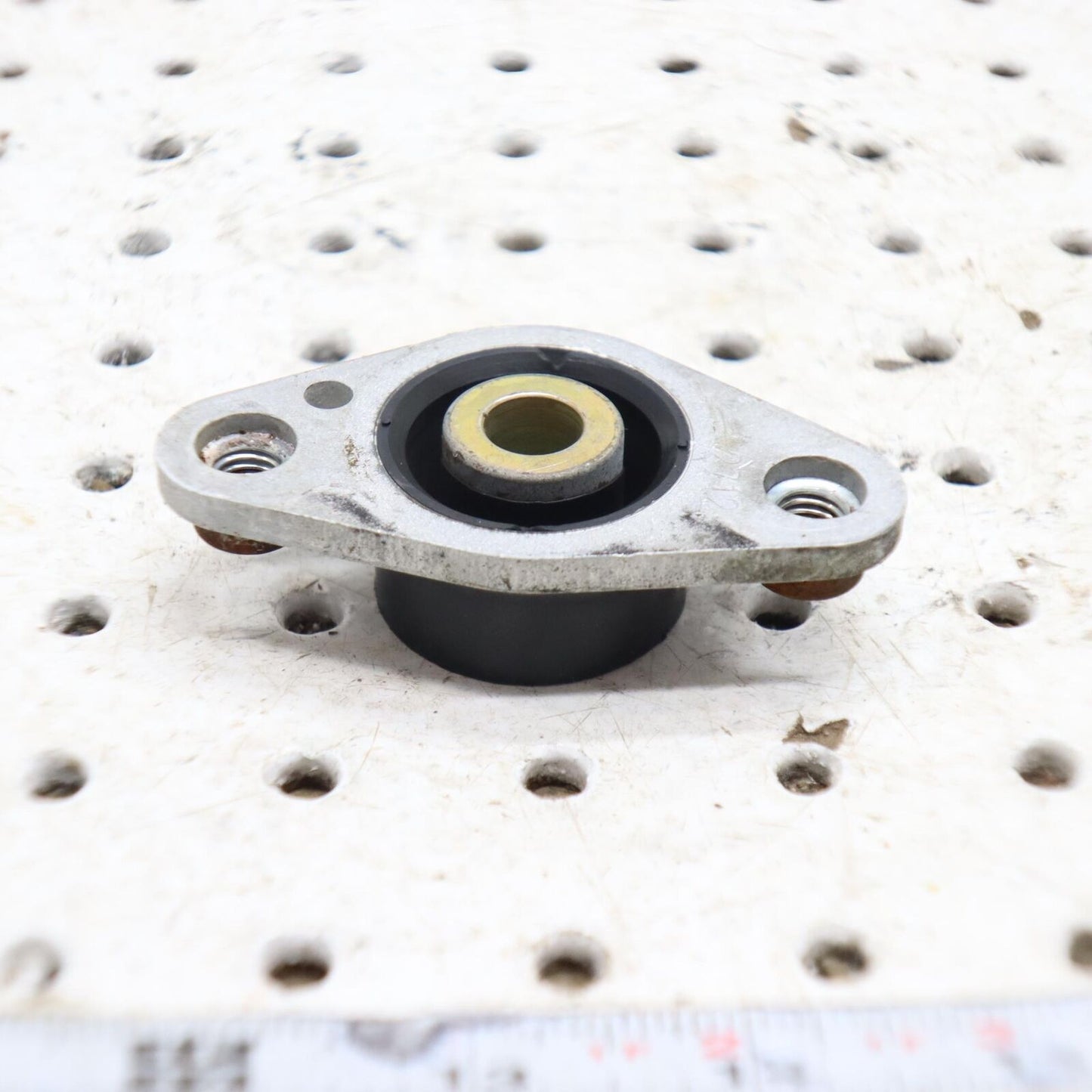2015 POLARIS SWITCHBACK 800 MOTOR ENGINE MOUNT 3022712; 3023292