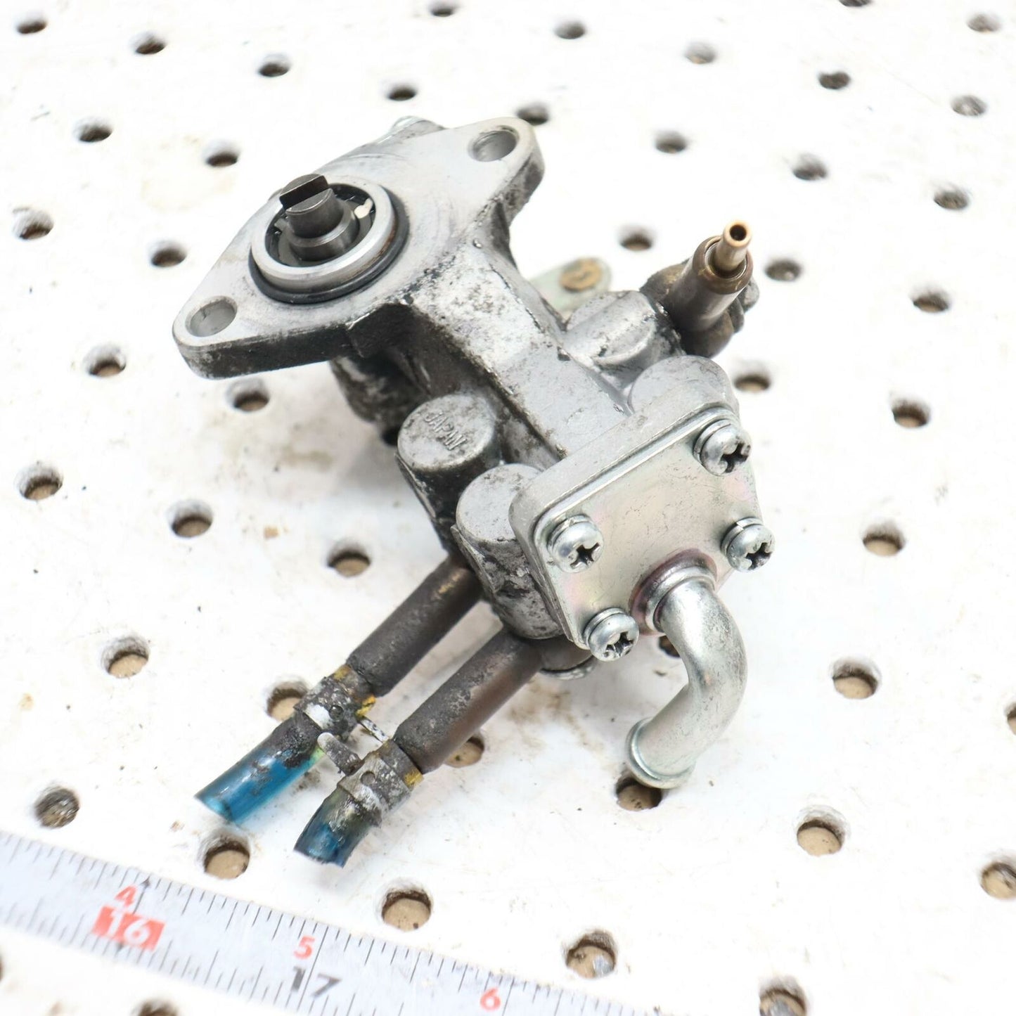 2008 ARCTIC CAT F6 OIL PUMP Pump, Oil 3007-444 BENT INLET TUBE