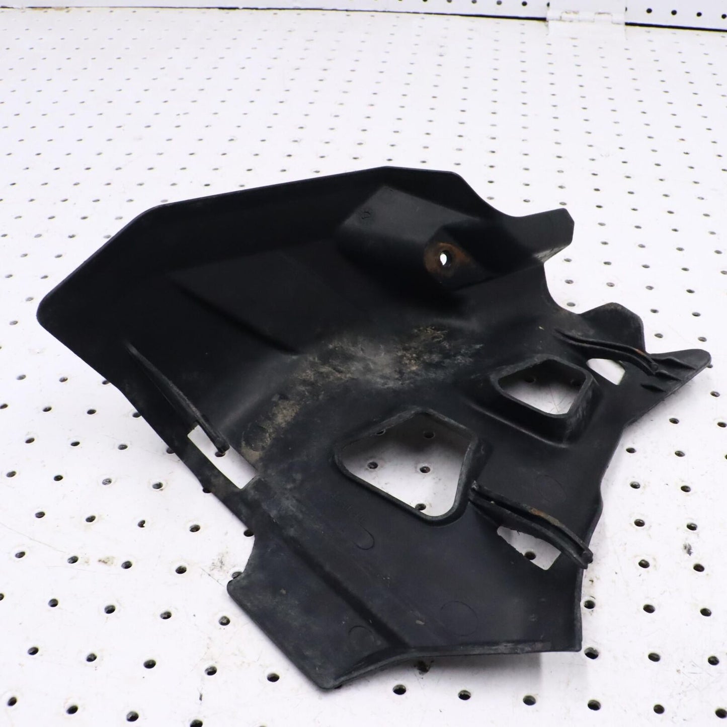 2013 YAMAHA GRIZZLY 700 FRONT RIGHT ARM GUARD 1HP-F3133-00-00