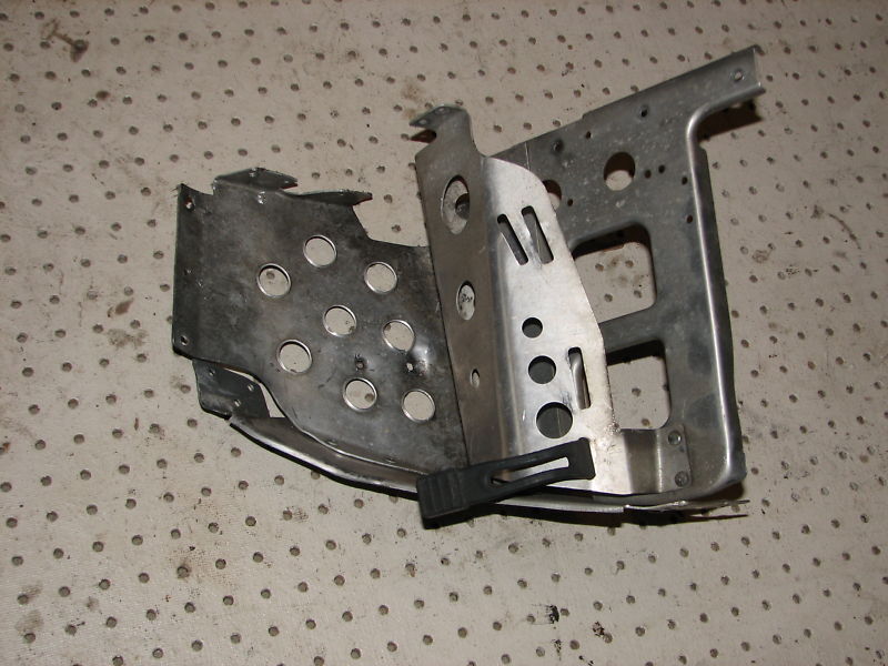 2003 POLARIS EDGE X XC SP 800 RIGHT FOOTREST 5242740